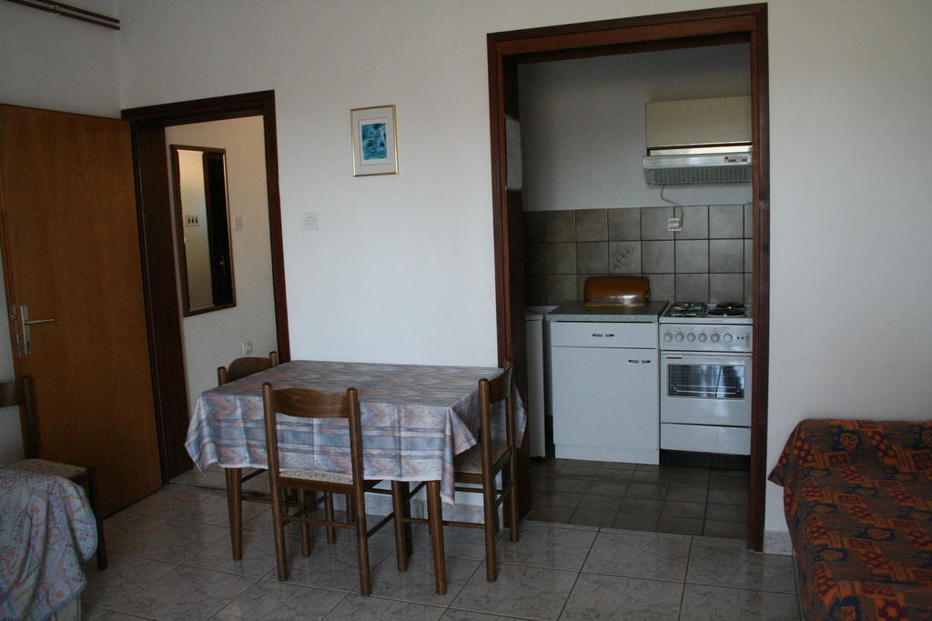 Apartments Santa Barbara Biograd Na Moru Pokoj fotografie